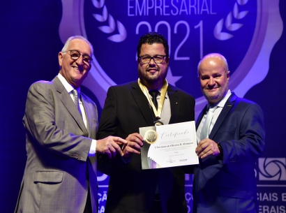 Empresário Araxaense é homenageado pelo Mérito Empresarial